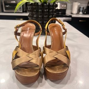 Retro Nine West Platform Satin Strap Heels ✨